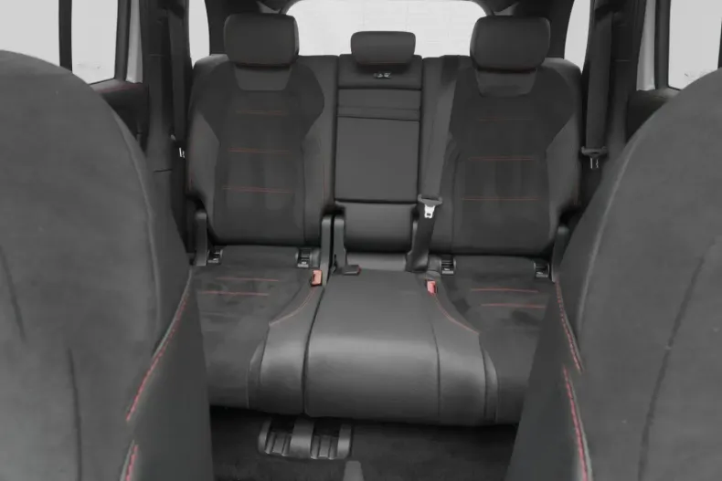 Mercedes-Benz GLB 250 din 2021 cu 72.525 km - oferta MER148948 - foto 18