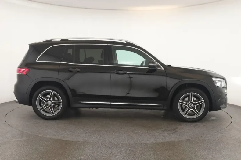 Mercedes-Benz GLB 250 din 2022 cu 69.500 km - oferta MER148950 - foto 4