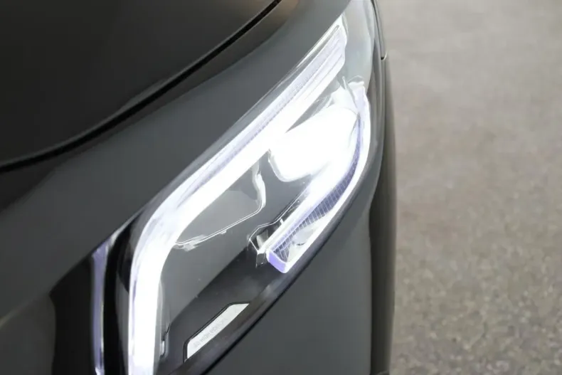 Mercedes-Benz GLB 250 din 2022 cu 69.500 km - oferta MER148950 - foto 10