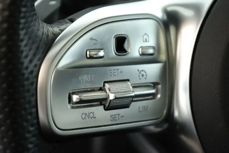 Mercedes-Benz GLB 250 din 2022 cu 69.500 km - oferta MER148950 - foto 23