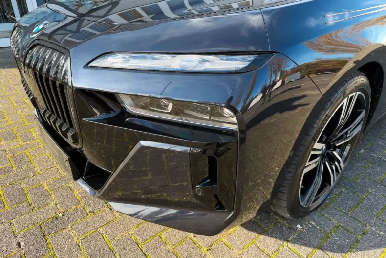 BMW 750 din 2023 cu 17.188 km - oferta BMW148959 - foto 25