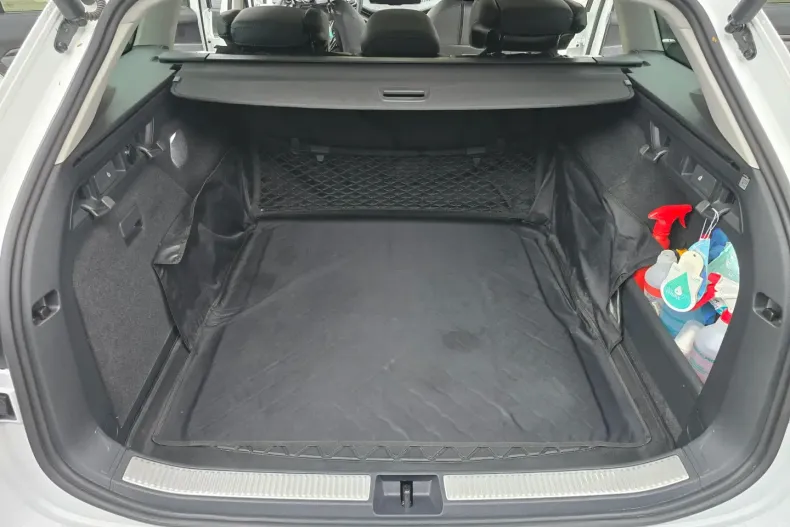 Skoda Superb din 2025 cu 8.400 km - oferta SKO148961 - foto 9