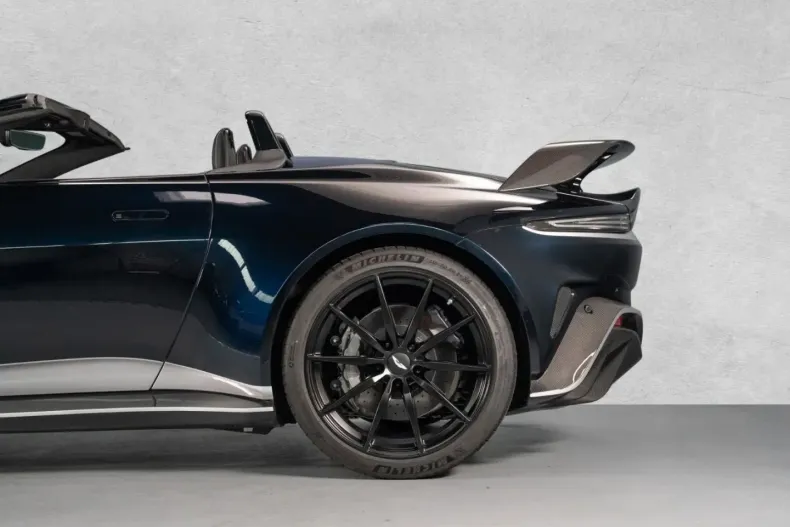 Aston Martin V12 Vantage din 2024 cu 3.289 km - oferta AST148964 - foto 11