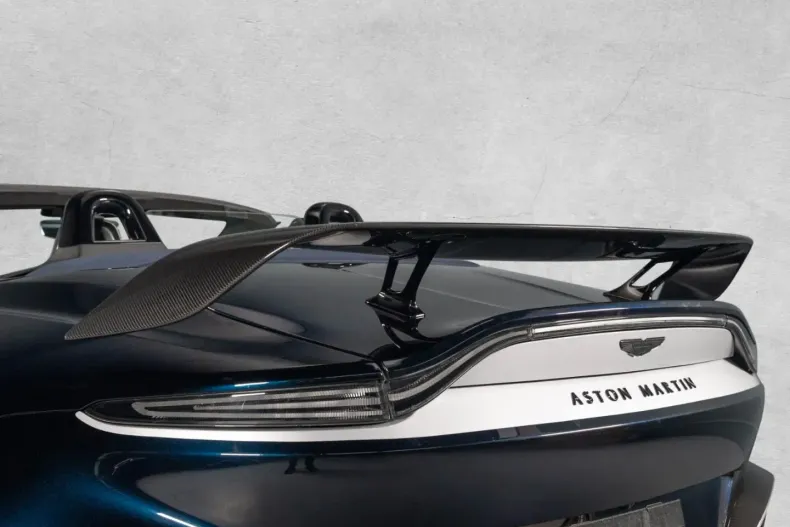 Aston Martin V12 Vantage din 2024 cu 3.289 km - oferta AST148964 - foto 14