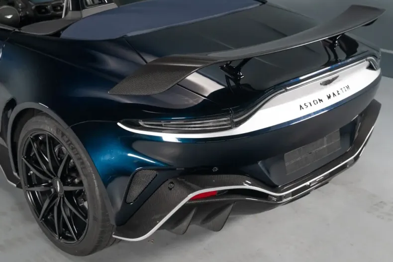 Aston Martin V12 Vantage din 2024 cu 3.289 km - oferta AST148964 - foto 17