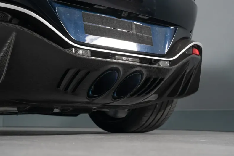 Aston Martin V12 Vantage din 2024 cu 3.289 km - oferta AST148964 - foto 18