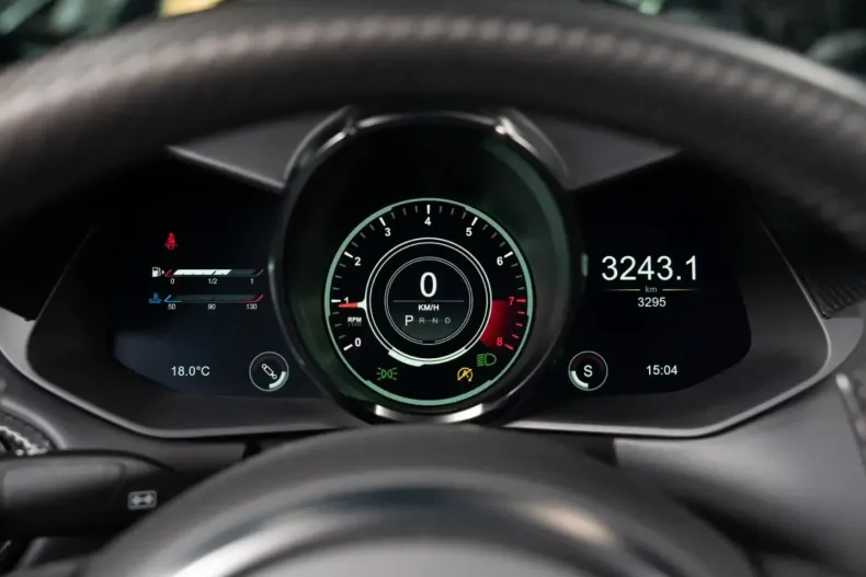 Aston Martin V12 Vantage din 2024 cu 3.289 km - oferta AST148964 - foto 38