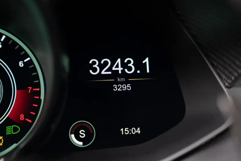 Aston Martin V12 Vantage din 2024 cu 3.289 km - oferta AST148964 - foto 39