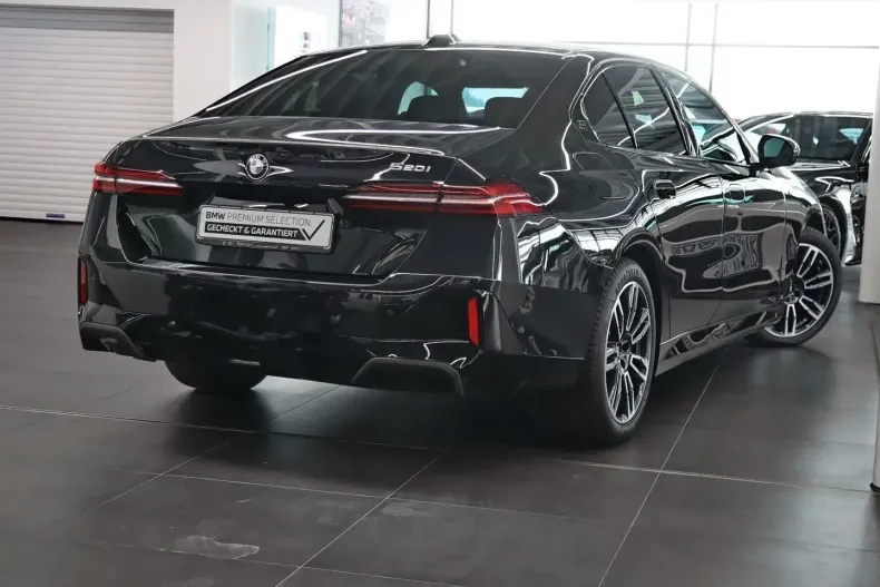 BMW 520 din 2024 cu 26.481 km - oferta BMW148971 - foto 4