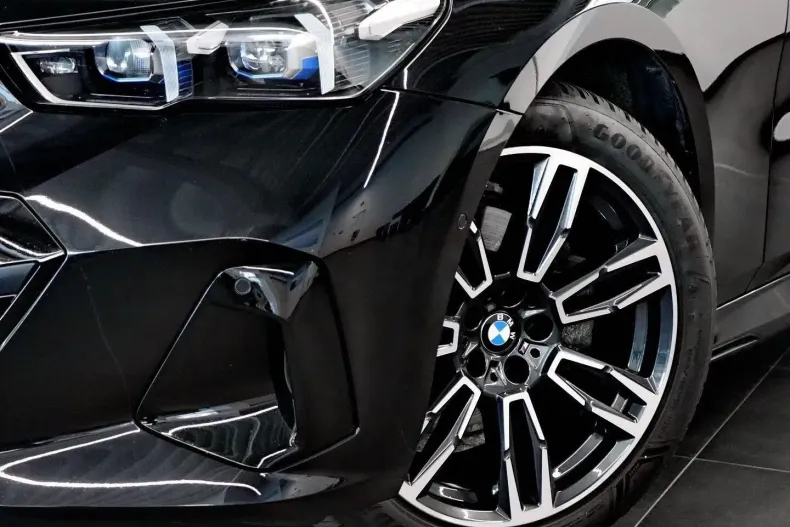 BMW 520 din 2024 cu 26.481 km - oferta BMW148971 - foto 5