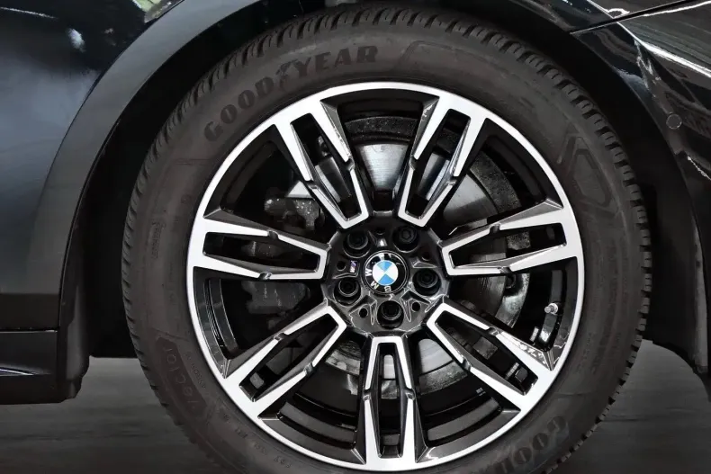 BMW 520 din 2024 cu 26.481 km - oferta BMW148971 - foto 6