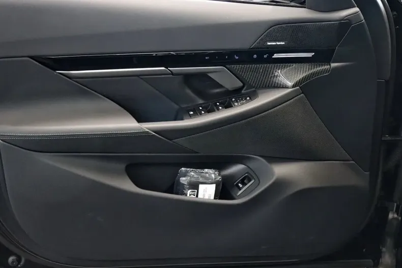 BMW 520 din 2024 cu 26.481 km - oferta BMW148971 - foto 16