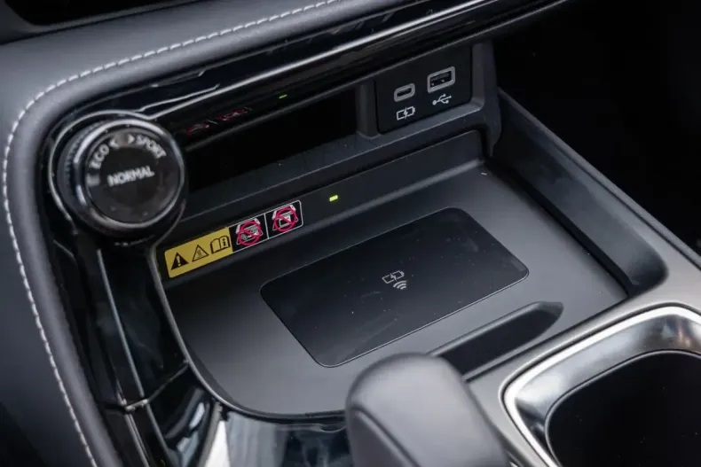 Lexus NX 450h din 2022 cu 45.397 km - oferta LEX148984 - foto 27