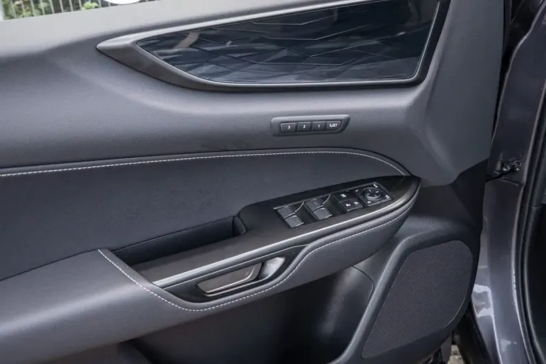 Lexus NX 450h din 2022 cu 45.397 km - oferta LEX148984 - foto 41