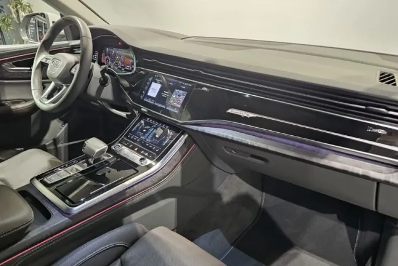 Audi Q8 din 2023 cu 55.693 km - oferta AUD148995 - foto 18