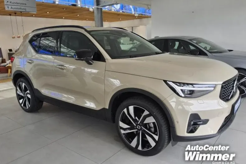 Volvo XC40 din 2024 cu 26.500 km - oferta VOL149004 - foto 8