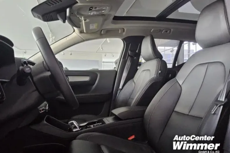 Volvo XC40 din 2024 cu 26.500 km - oferta VOL149004 - foto 10