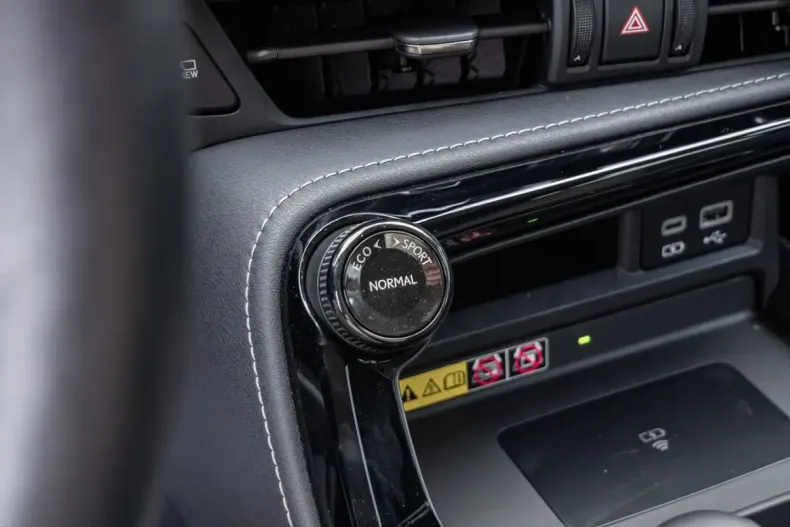 Lexus NX 450h din 2022 cu 45.397 km - oferta LEX149008 - foto 26