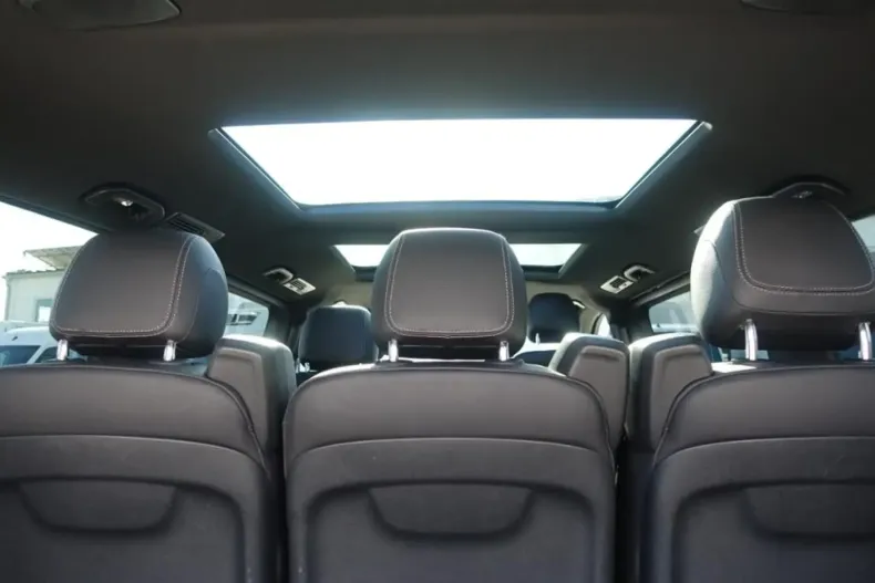 Mercedes-Benz V 300 din 2024 cu 49.478 km - oferta MER149013 - foto 19