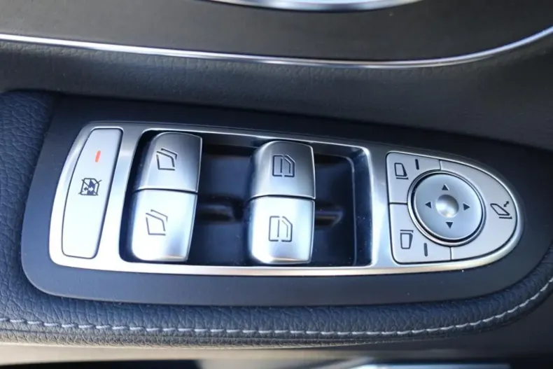 Mercedes-Benz V 300 din 2024 cu 49.478 km - oferta MER149013 - foto 21