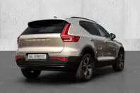 Volvo XC40 din 2023 cu 20.679 km - oferta VOL149016 - foto 2