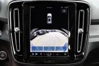 Volvo XC40 din 2023 cu 20.679 km - oferta VOL149016 - foto 9