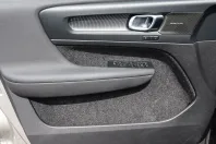 Volvo XC40 din 2023 cu 20.679 km - oferta VOL149016 - foto 10