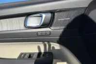 Volvo XC40 din 2022 cu 47.343 km - oferta VOL149023 - foto 14