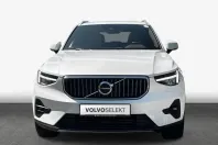 Volvo XC40 din 2022 cu 45.348 km - oferta VOL149024 - foto 3
