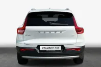 Volvo XC40 din 2022 cu 45.348 km - oferta VOL149024 - foto 4