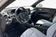 Volvo XC40 din 2022 cu 45.348 km - oferta VOL149024 - foto 9