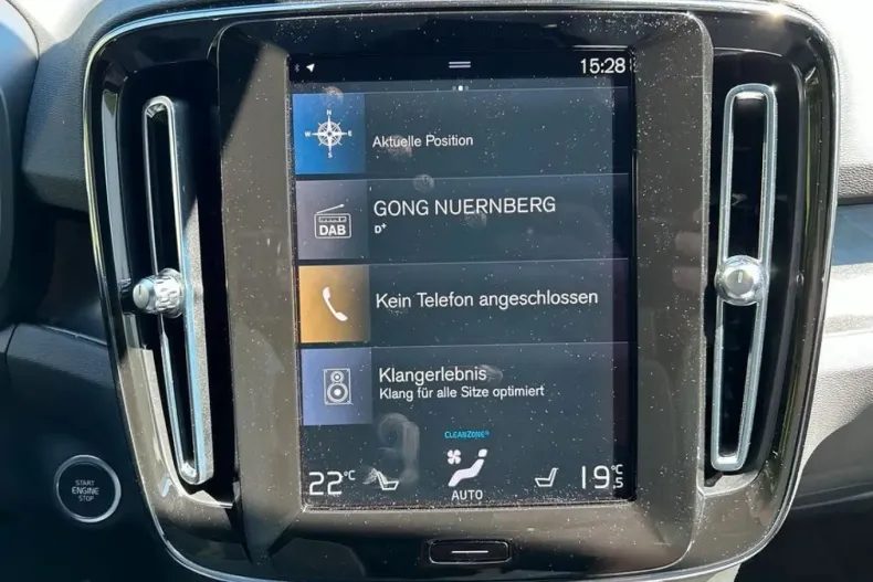 Volvo XC40 din 2022 cu 45.348 km - oferta VOL149024 - foto 18