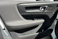 Volvo XC40 din 2022 cu 45.348 km - oferta VOL149024 - foto 19