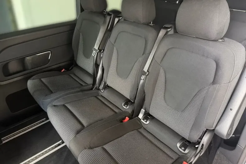 Mercedes-Benz V 220 din 2024 cu 27.030 km - oferta MER149025 - foto 14