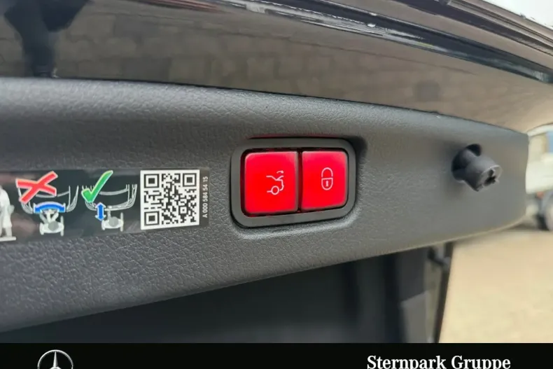 Mercedes-Benz C 300 din 2024 cu 26.045 km - oferta MER149026 - foto 17