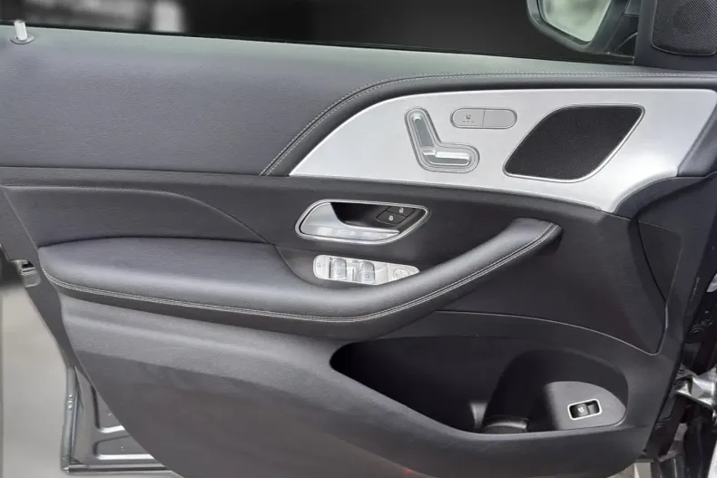 Mercedes-Benz GLE 350 din 2022 cu 55.839 km - oferta MER149027 - foto 22