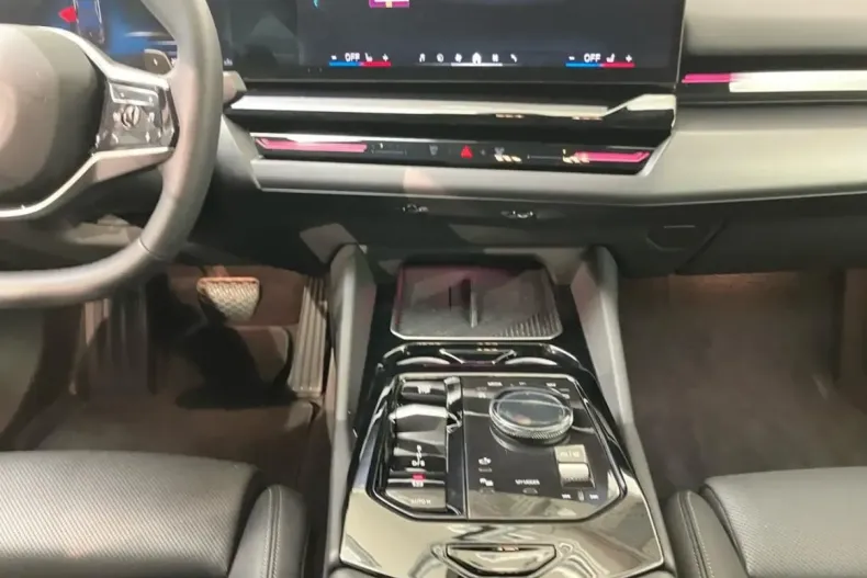 BMW 520 din 2024 cu 20.700 km - oferta BMW149039 - foto 6