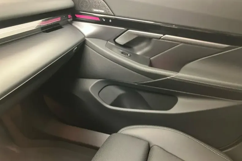 BMW 520 din 2024 cu 20.700 km - oferta BMW149039 - foto 14