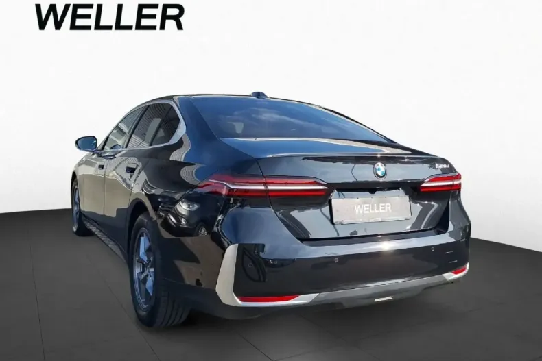 BMW 520 din 2024 cu 8.663 km - oferta BMW149040 - foto 4