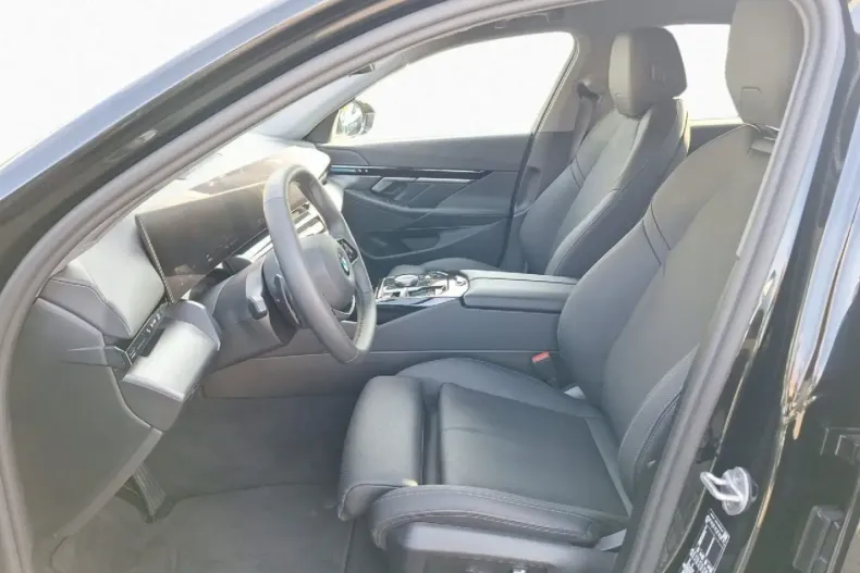 BMW 520 din 2024 cu 8.663 km - oferta BMW149040 - foto 6