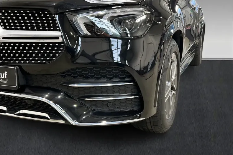 Mercedes-Benz GLE 300 din 2024 cu 10.800 km - oferta MER149042 - foto 2