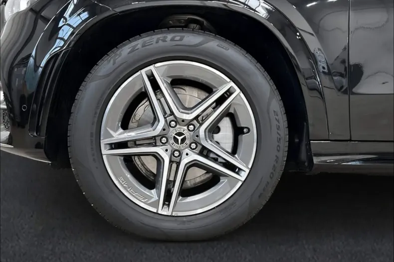 Mercedes-Benz GLE 300 din 2024 cu 10.800 km - oferta MER149042 - foto 8