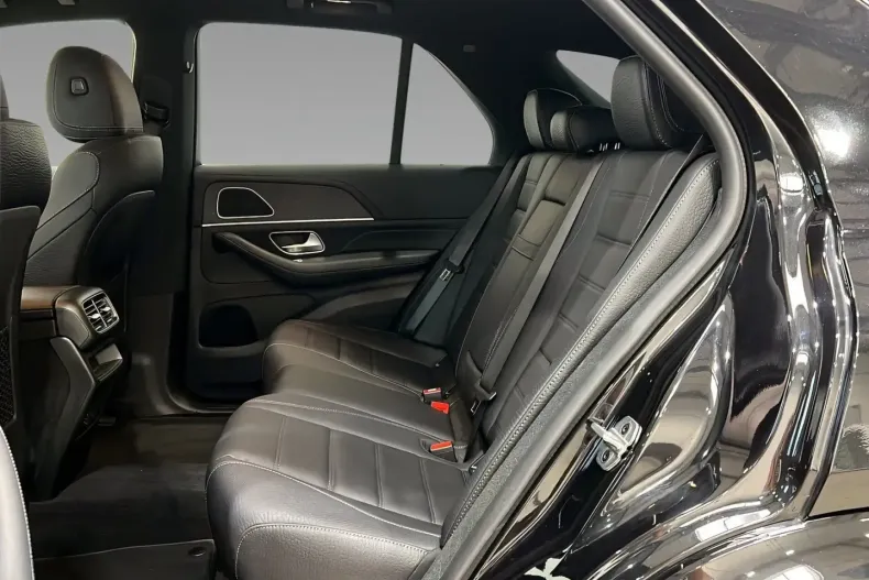 Mercedes-Benz GLE 300 din 2024 cu 10.800 km - oferta MER149042 - foto 10