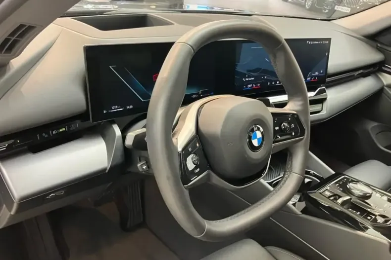 BMW 520 din 2024 cu 39.200 km - oferta BMW149043 - foto 21