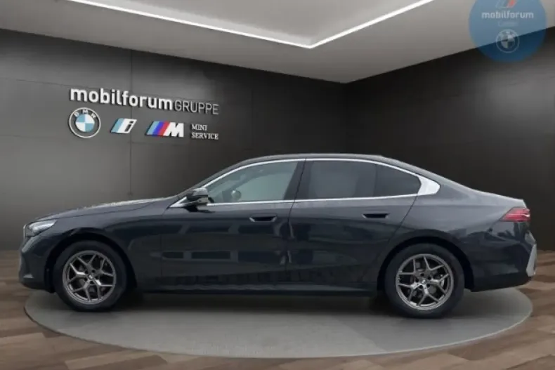 BMW 520 din 2024 cu 48.403 km - oferta BMW149044 - foto 4