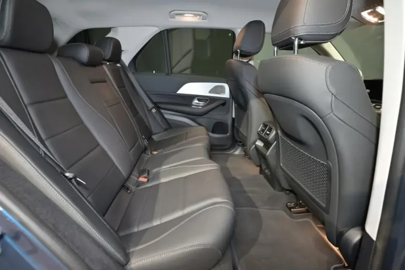 Mercedes-Benz GLE 350 din 2024 cu 13.900 km - oferta MER149050 - foto 13