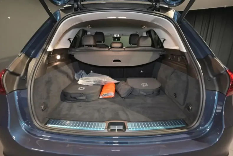 Mercedes-Benz GLE 350 din 2024 cu 13.900 km - oferta MER149050 - foto 24