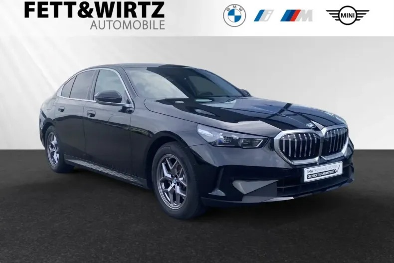 BMW 520 din 2024 cu 23.900 km - oferta BMW149055 - foto 1