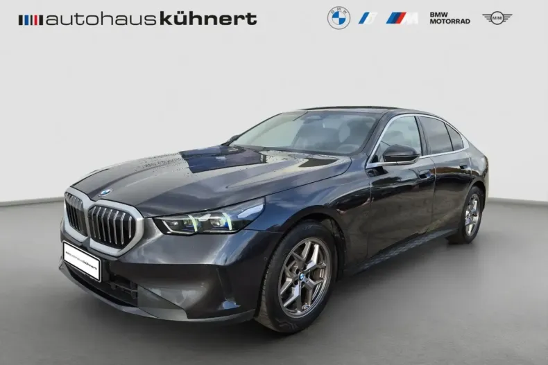 BMW 520 din 2024 cu 43.991 km - oferta BMW149058 - foto 1