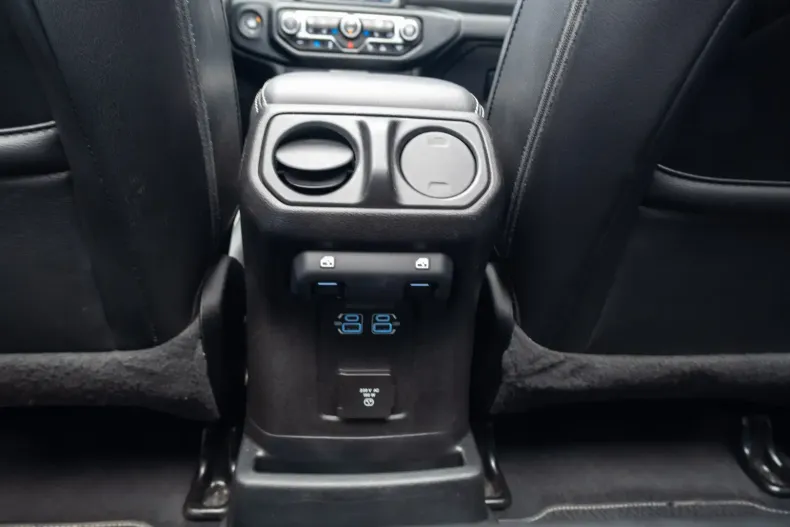 Jeep Wrangler din 2022 cu 37.333 km - oferta JEE149065 - foto 40